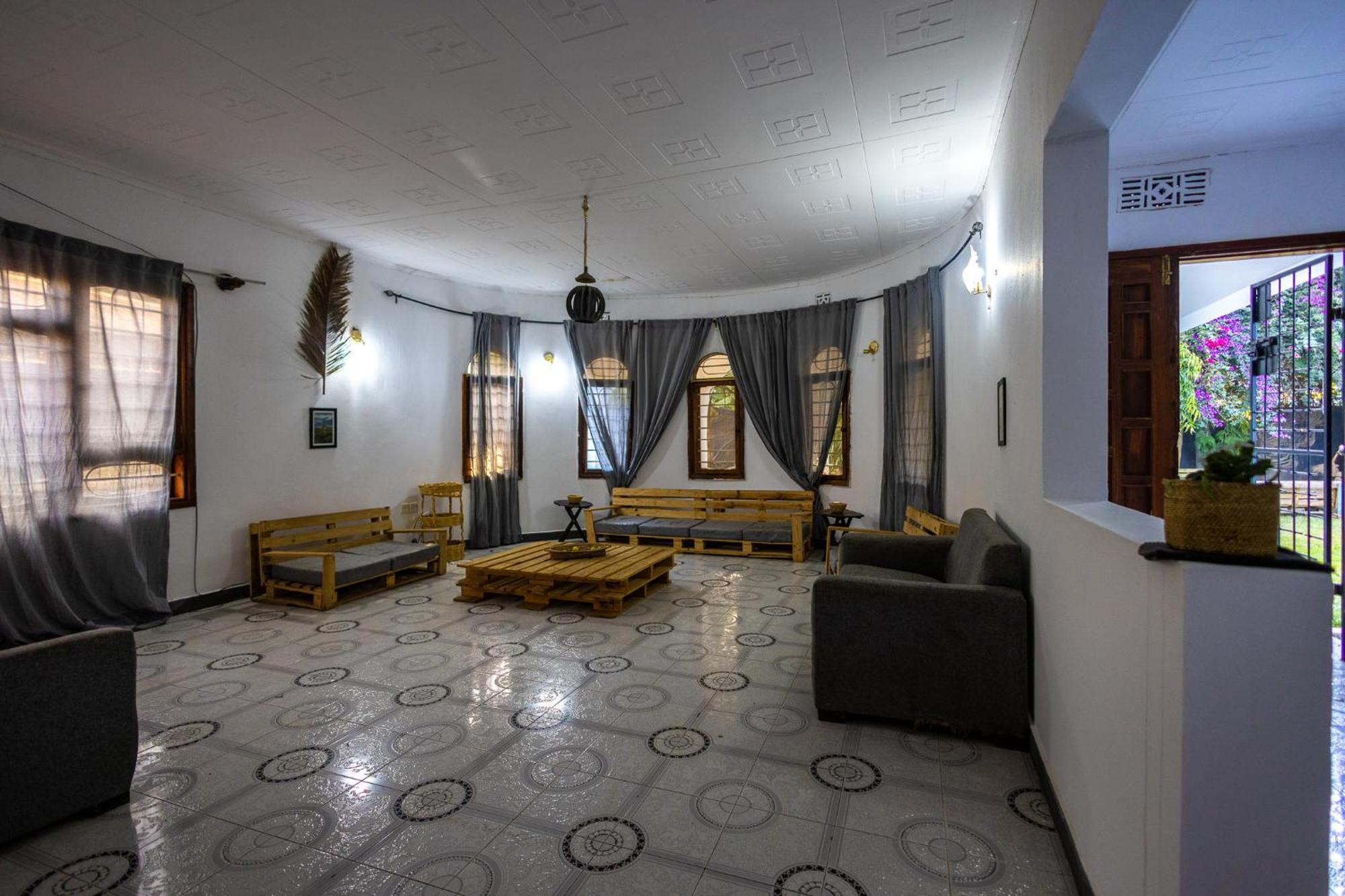 Bed and Breakfast Safari Adventures-House Arusza Zewnętrze zdjęcie